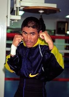 ARAMBULET.JPG - 12,744BYTES