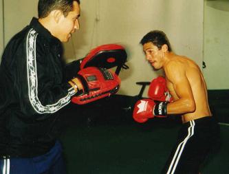 LARIOS IN TRAINING IN MEXICO.JPG - 13,190BYTES