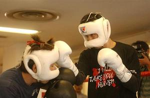 HONDA SPARS 030929.JPG - 10,981BYTES