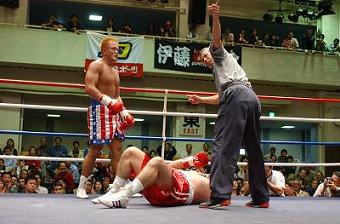 TAKAHASHI KO 031002.JPG - 21,374BYTES